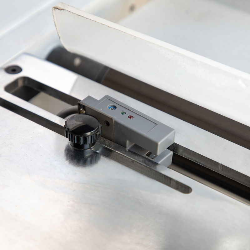 550mm Kraft Paper Slitting Machine With Magnetic Clutch Brake